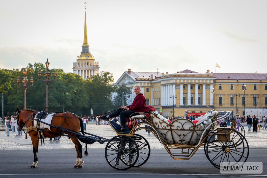 В Петербурге впервые пройдет межмузейный фестиваль "Литературные выходные"