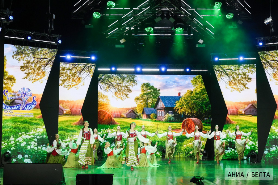 В конкурсе Dream Dance Fest на "Славянском базаре" 17 коллективов представили свое творчество 