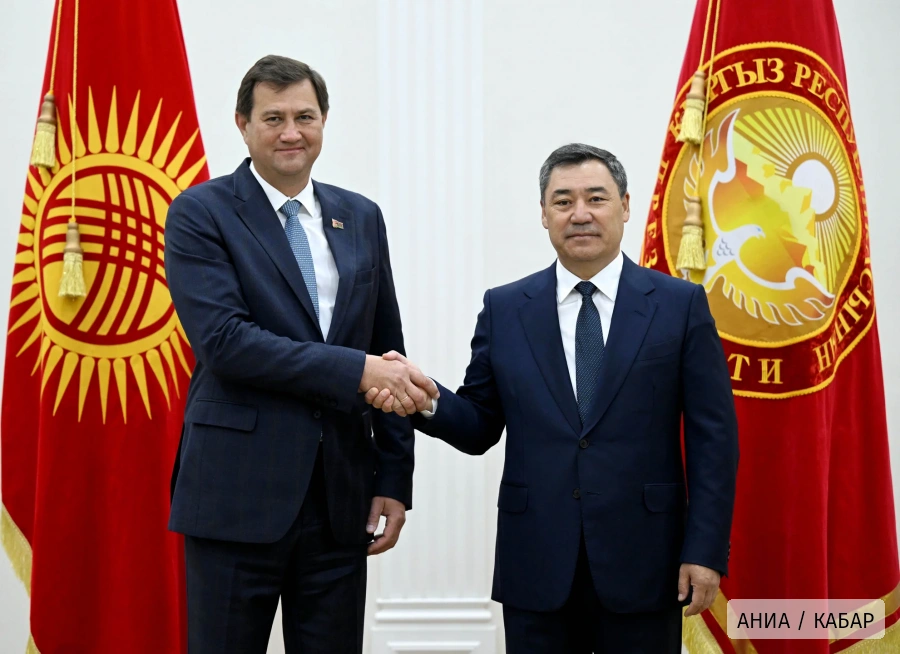 Садыр Жапаров принял министра иностранных дел Беларуси Максима Рыженкова