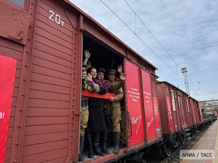 Ретропоезд "Победа" прибыл в Ростов-на-Дону в преддверии 9 Мая