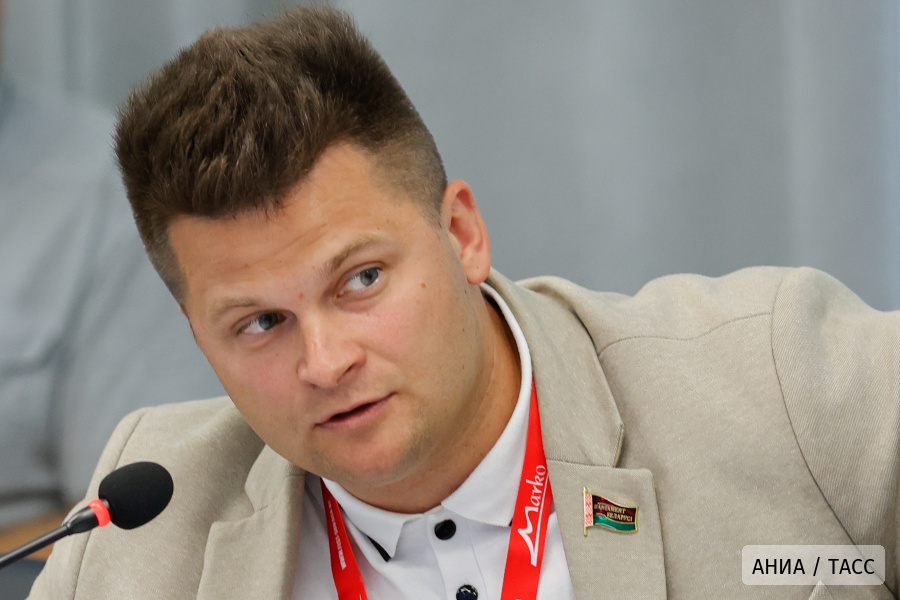 От Мурманска до Минска: более 100 участников из Беларуси и России объединил "Код непокоренных"