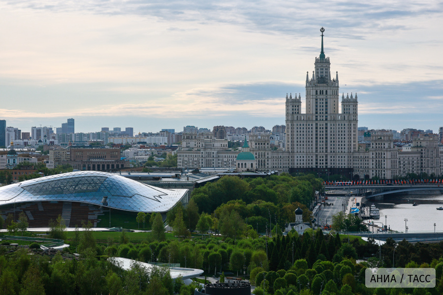 Выставка "Выпуск" и презентация номинантов Московской арт-премии откроются в Зарядье